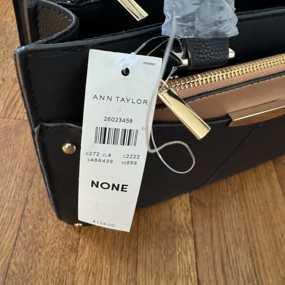 Ann Taylor Black and Tan Two Piece Women's Bag. NWT. Gift ready. Ships fast. - Picture 2 of 14